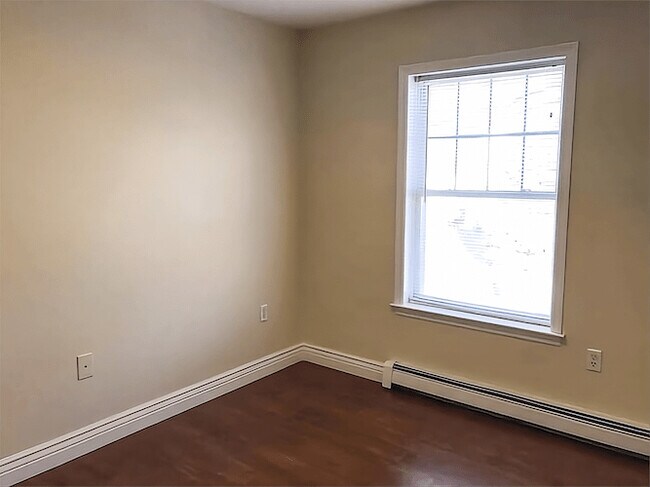 Building Photo - 42 Colonel Bell Dr