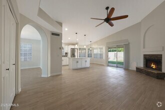 Building Photo - 5616 E Gelding Dr