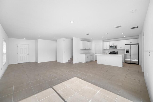 Building Photo - 5913 Laurelcrest Gln