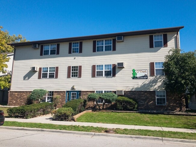 Photo - 238 S. Grant St. Apartments