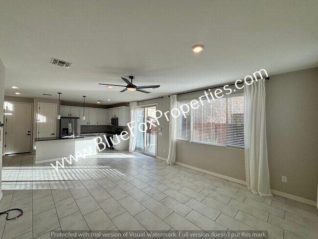 Foto del edificio - 1048 E Descent St