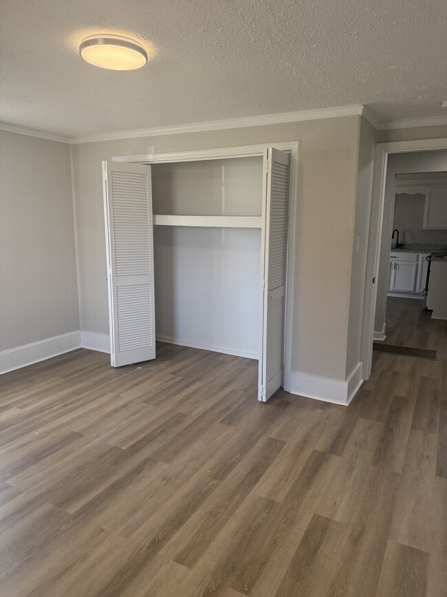 Foto del edificio - 2208 Cheek St