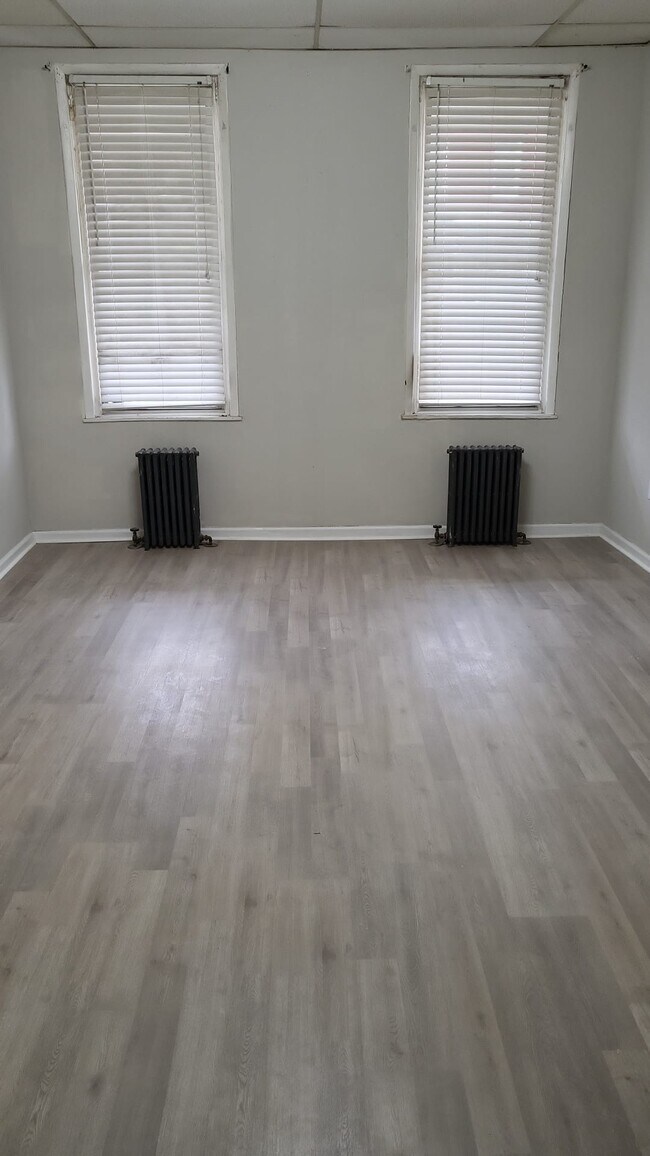 Living Room - 3509 N 18th St