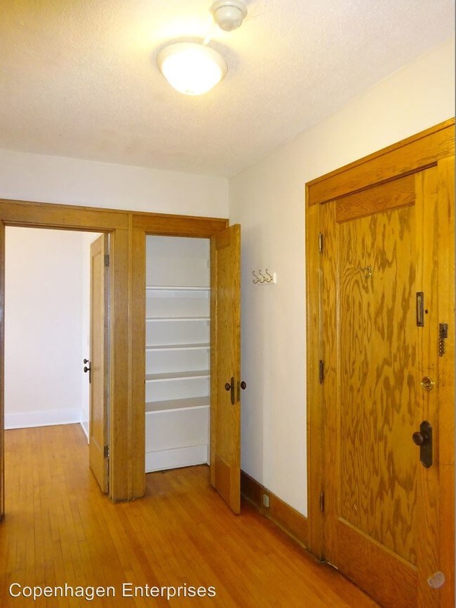 Foto del edificio - 1728 3rd Ave S