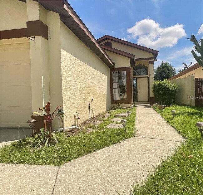 Foto del edificio - 133 Thornberry Dr