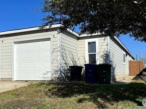 Building Photo - 15306 Kamary Ln