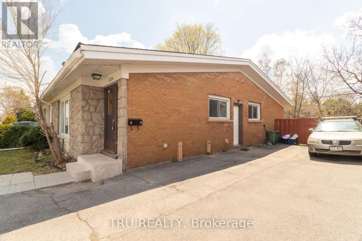 Primary Photo - 1254 Maitland Ave