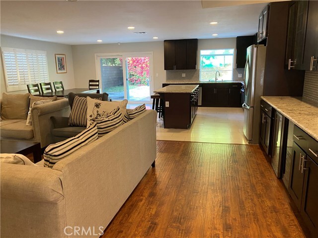 Building Photo - 1228 Calbourne Dr