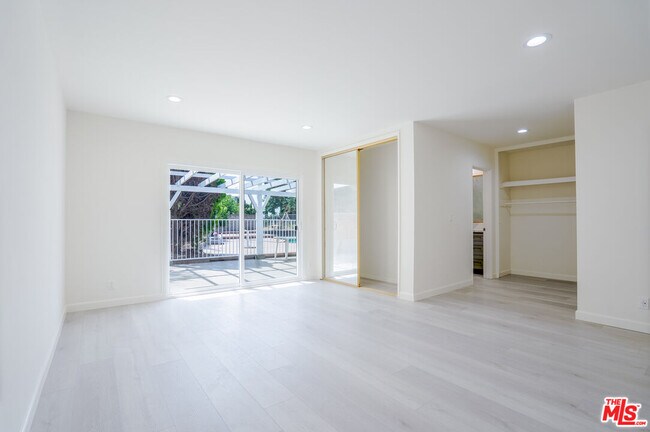 Foto del edificio - 17440 Fraser Pl