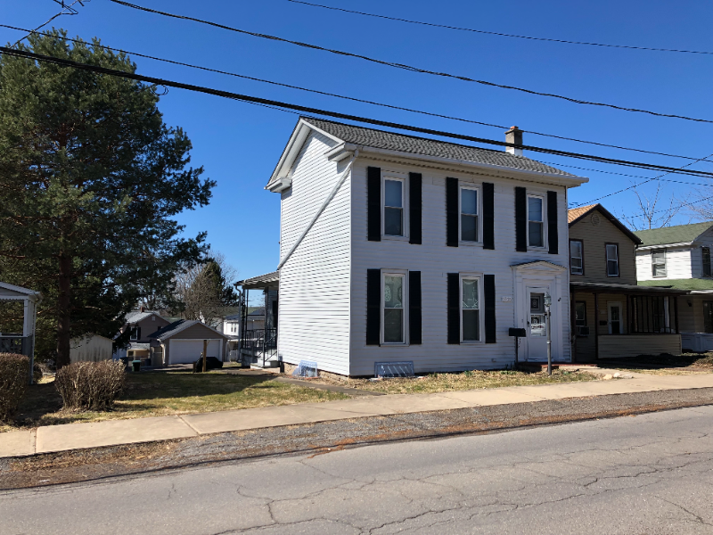 Building Photo - 1015 Cherry St