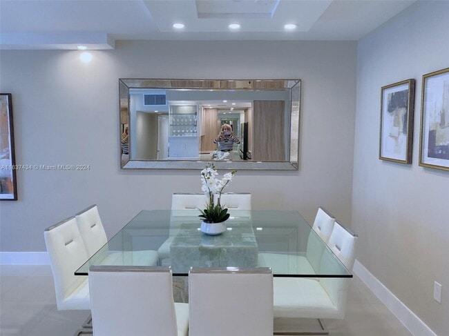 Building Photo - 10275 Collins Ave