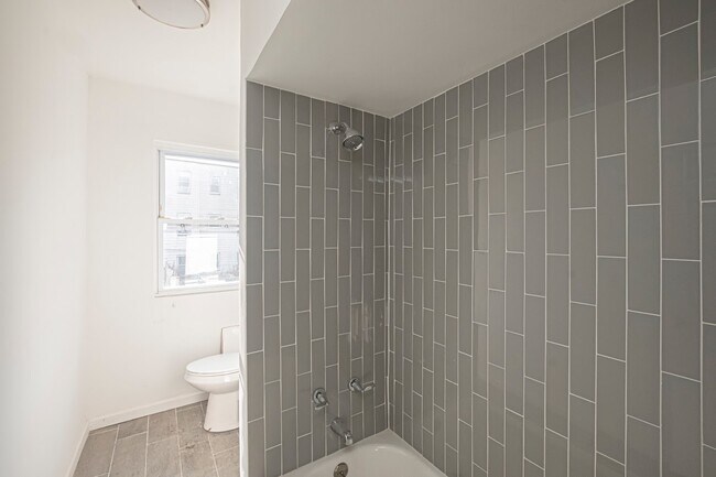 Building Photo - 51 Stuyvesant Ave