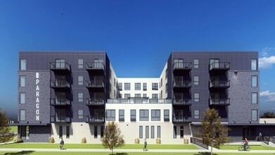 Building Photo - Paragon
