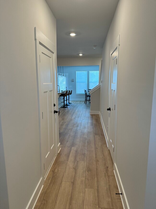 Foto del edificio - 220 Marston Ln