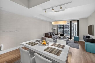 Building Photo - 1010 Brickell Ave