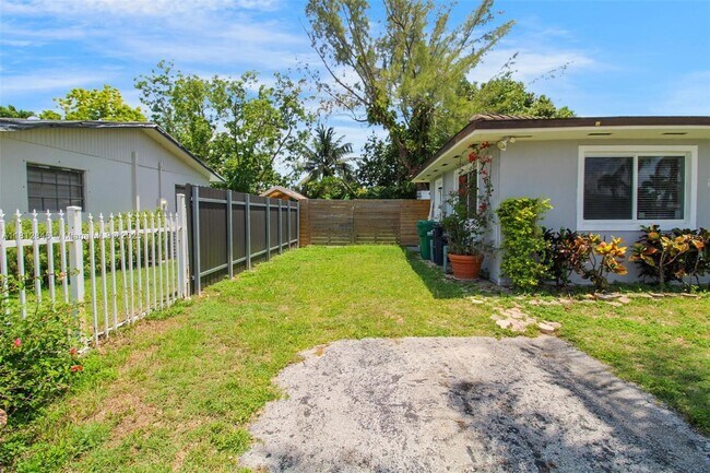Building Photo - 12030 SW 181st St