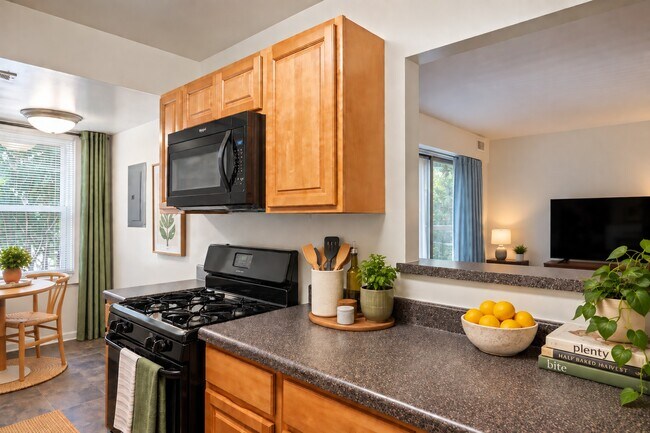 Building Photo - Cedar Gardens and Towers Apartments and Townhomes