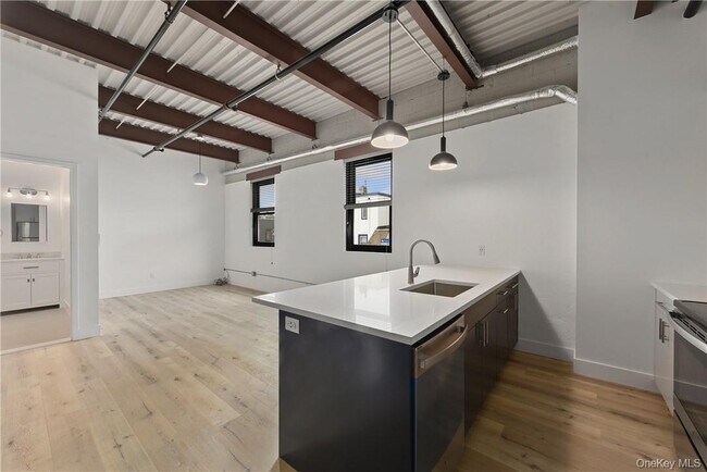 Foto del edificio - 189 N Main St