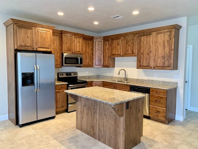 Building Photo - 3-BR/2-BA Townhome in Santa Clara