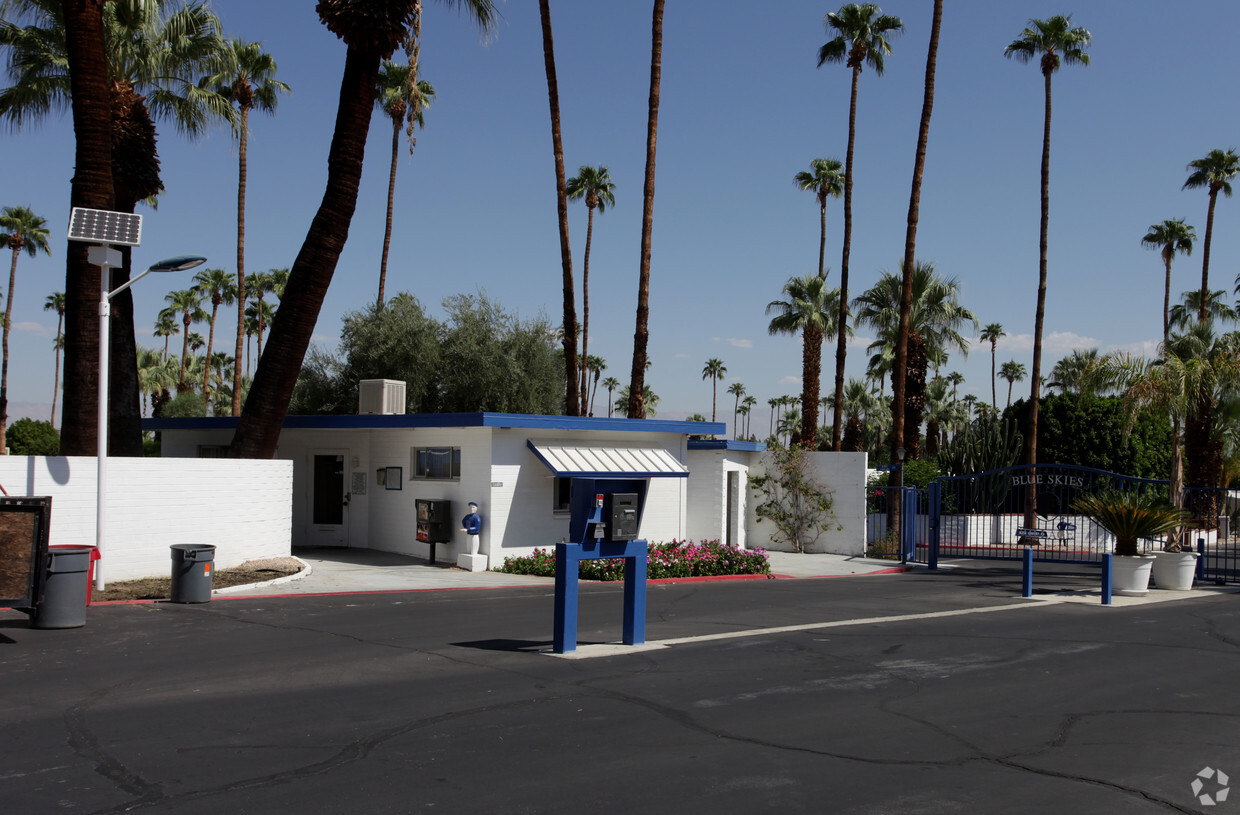 Primary Photo - Blue Skies Village