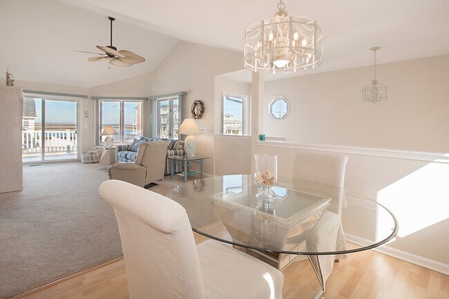 Foto del edificio - 2800 Bayshore Ave