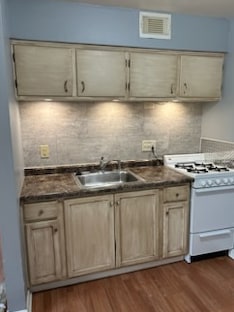 Building Photo - 2514 Telegraph Rd