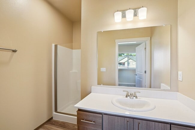 Interior Photo - LIBERTY CREST APARTMENTS