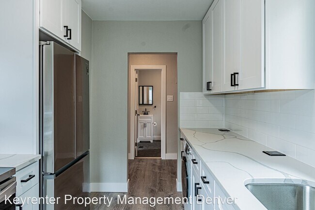 Foto del edificio - 1 br, 1 bath House - 3915 W 38th Ave