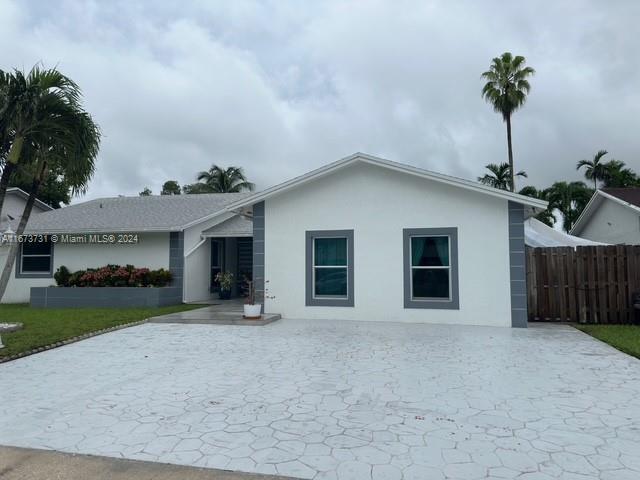 Foto principal - 11580 SW 92nd St