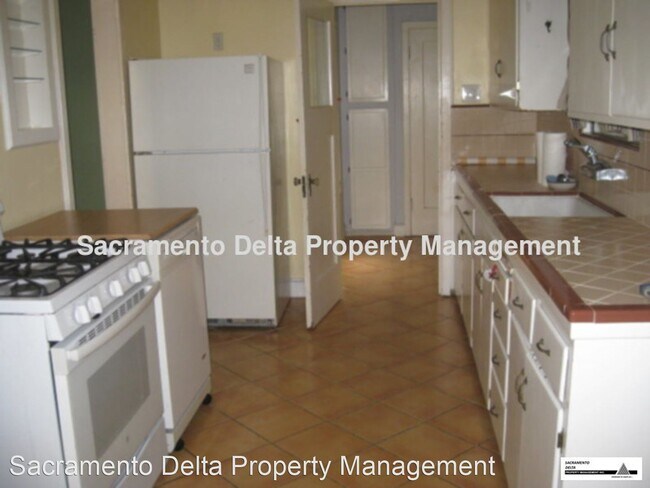 Foto del edificio - 2 br, 1 bath House - 2685 Marty Way
