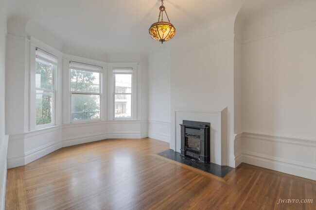 Building Photo - 3993 24th St
