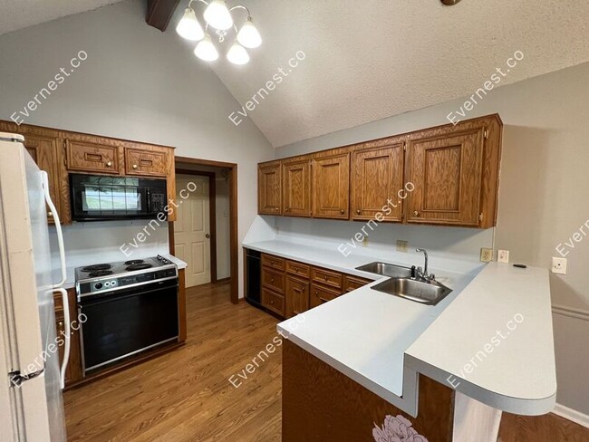 Building Photo - 107 Diamond Pointe Dr