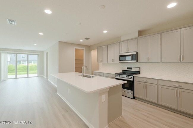 Foto del edificio - 1827 Amberly Dr