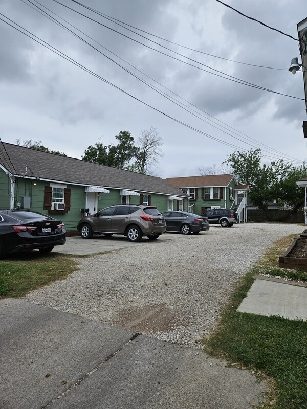 Foto del edificio - 410 Randall St