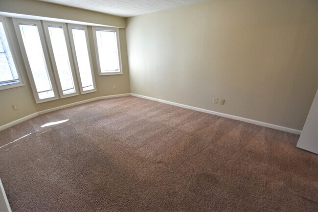 Building Photo - 3671 Quail Hollow Trl