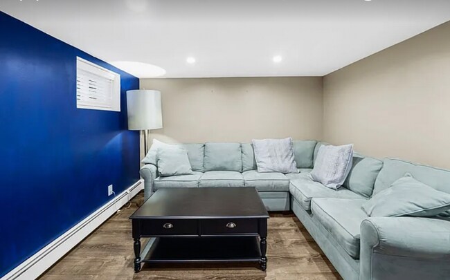 Foto del edificio - 17 Nevinwood Pl