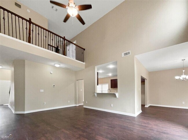 Building Photo - 6332 Daniell Springs Dr