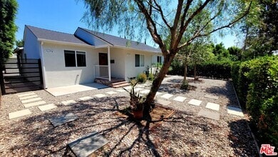 Building Photo - 17629 Burbank Blvd
