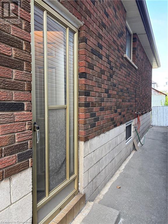 Building Photo - 79 Edinburgh Ave