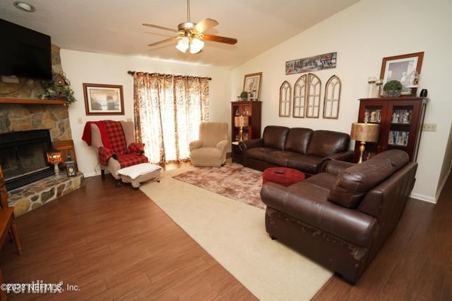 Building Photo - 4 br, 2 bath House - 7959 R Lavender Ln