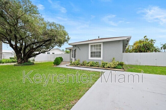 Foto del edificio - 14290 SW 287th St