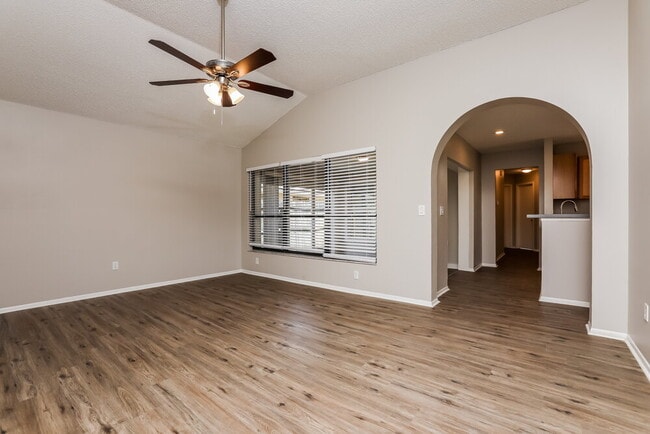 Foto del edificio - 3304 S St Lucie Dr