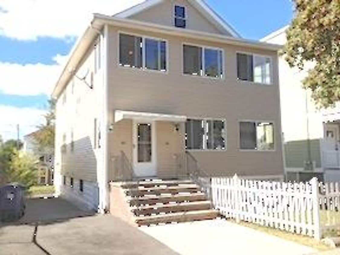 Building Photo - 3 Bed in Lower Allston Available 8/1