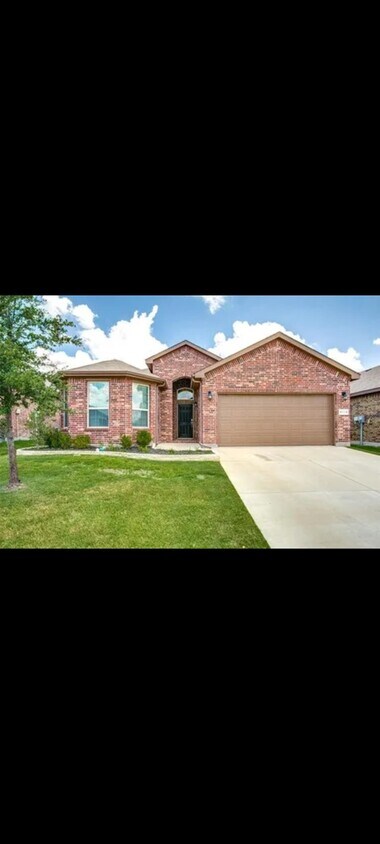 Front Home - 11416 Starlight Ranch Trl