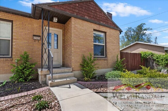 Building Photo - Amazing Single-Family Home in Salt Lake City