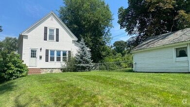 Building Photo - 67 Riverview St
