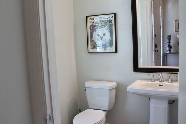 Foto del edificio - 226 Kendrick Pines Blvd