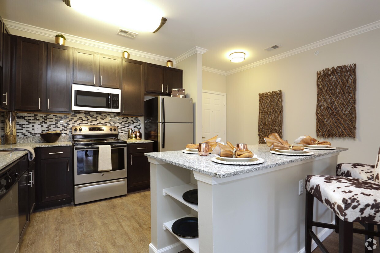 Arrington Ridge Apartments in Round Rock, TX