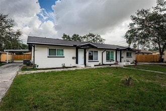 Building Photo - 427 92nd Ave N