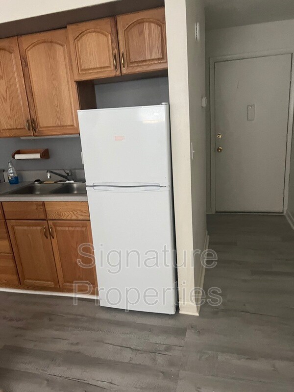 2840 Colonial Ave SW Unit Apt C6, Roanoke, VA 24015 Condo for Rent in